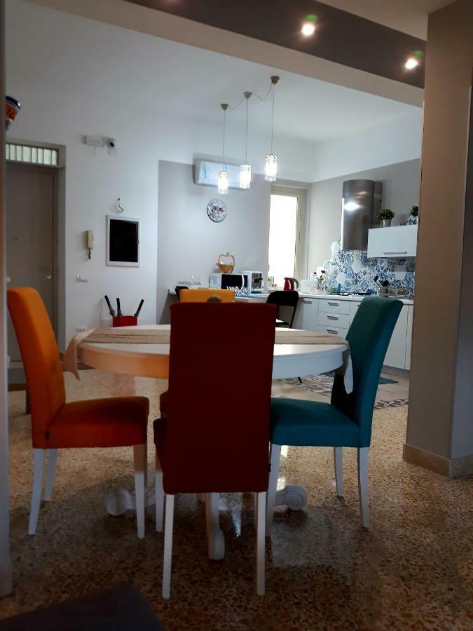 5 Cupole Appartement Palermo Buitenkant foto