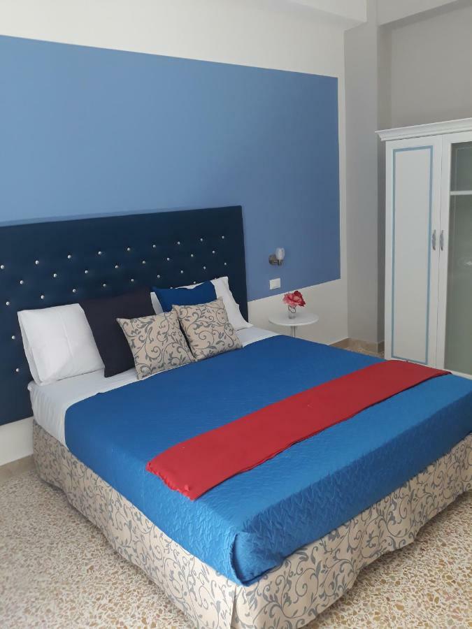 5 Cupole Appartement Palermo Buitenkant foto