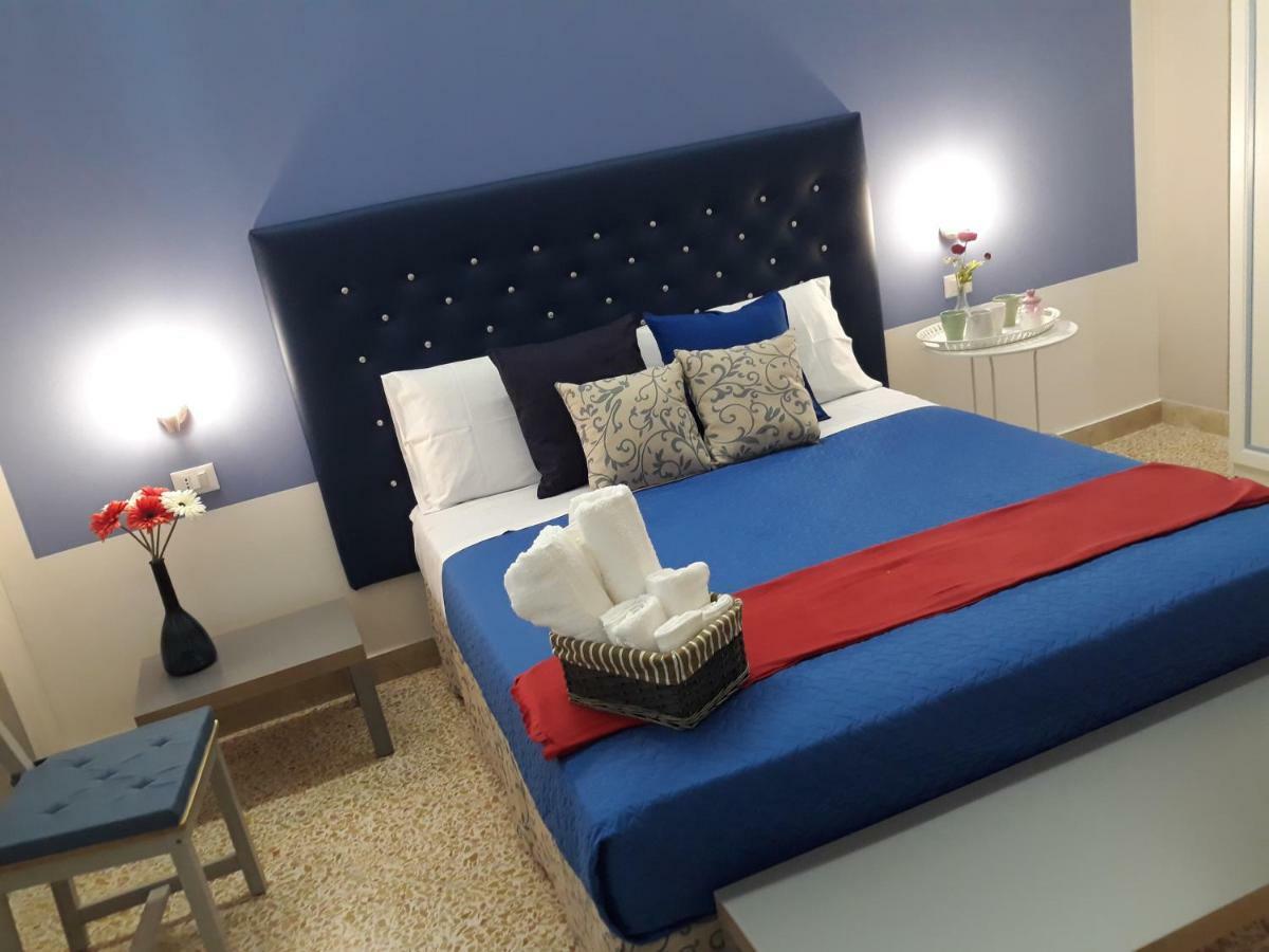 5 Cupole Appartement Palermo Buitenkant foto